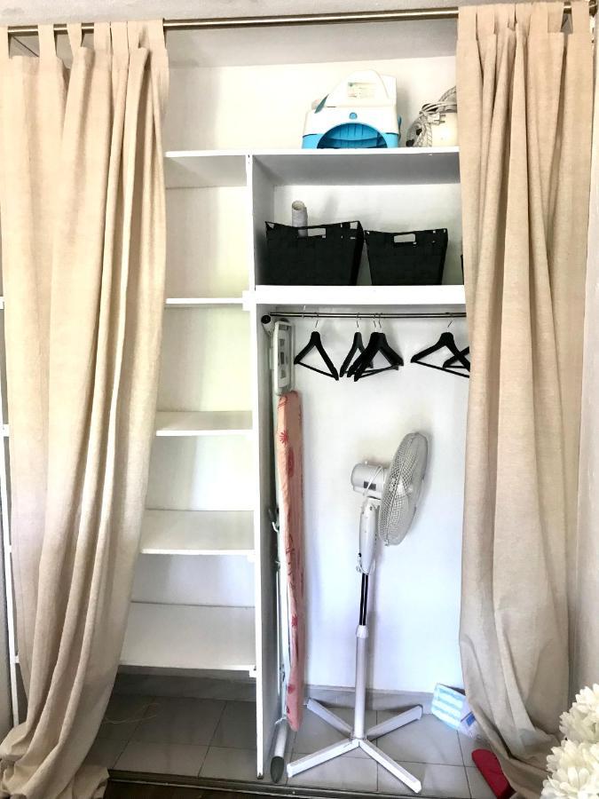 Vacances Avec Piscine Et Entree Autonome Dans Jolie Appartement Jusqu'A 4 Personnes Serignan Bagian luar foto